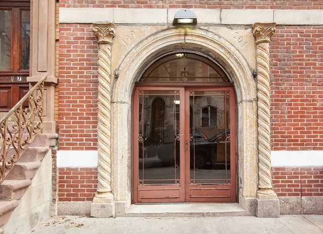 a car parked in front of a building