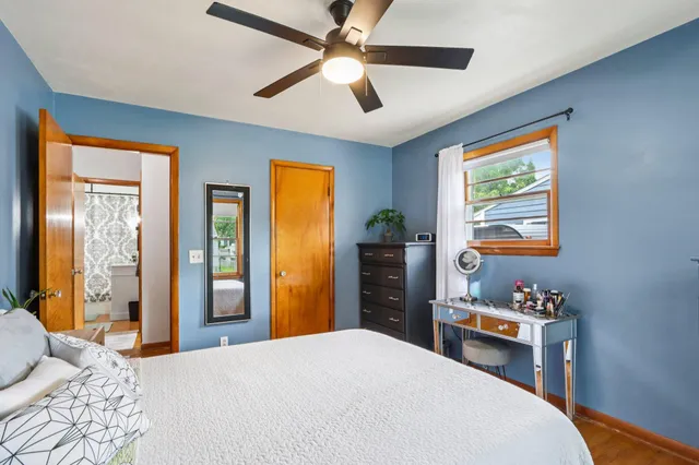 $329,999 | 465 Hawthorne Street, Burlington, WI 53105