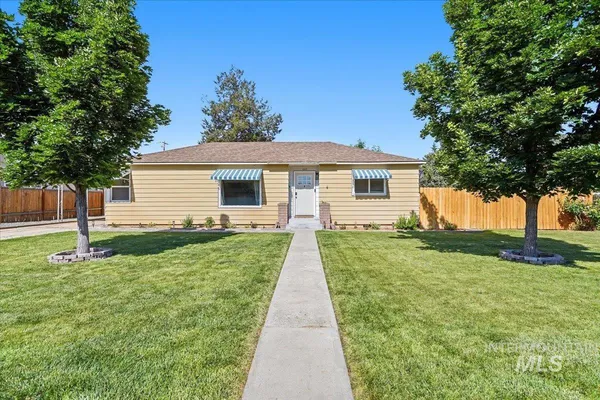 $339,950 | 603 South Olive Street, Nampa, ID 83686