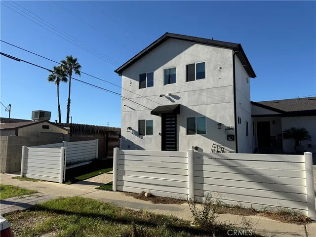 $2,700 | 9585 Woodale Avenue, Arleta, CA 91331