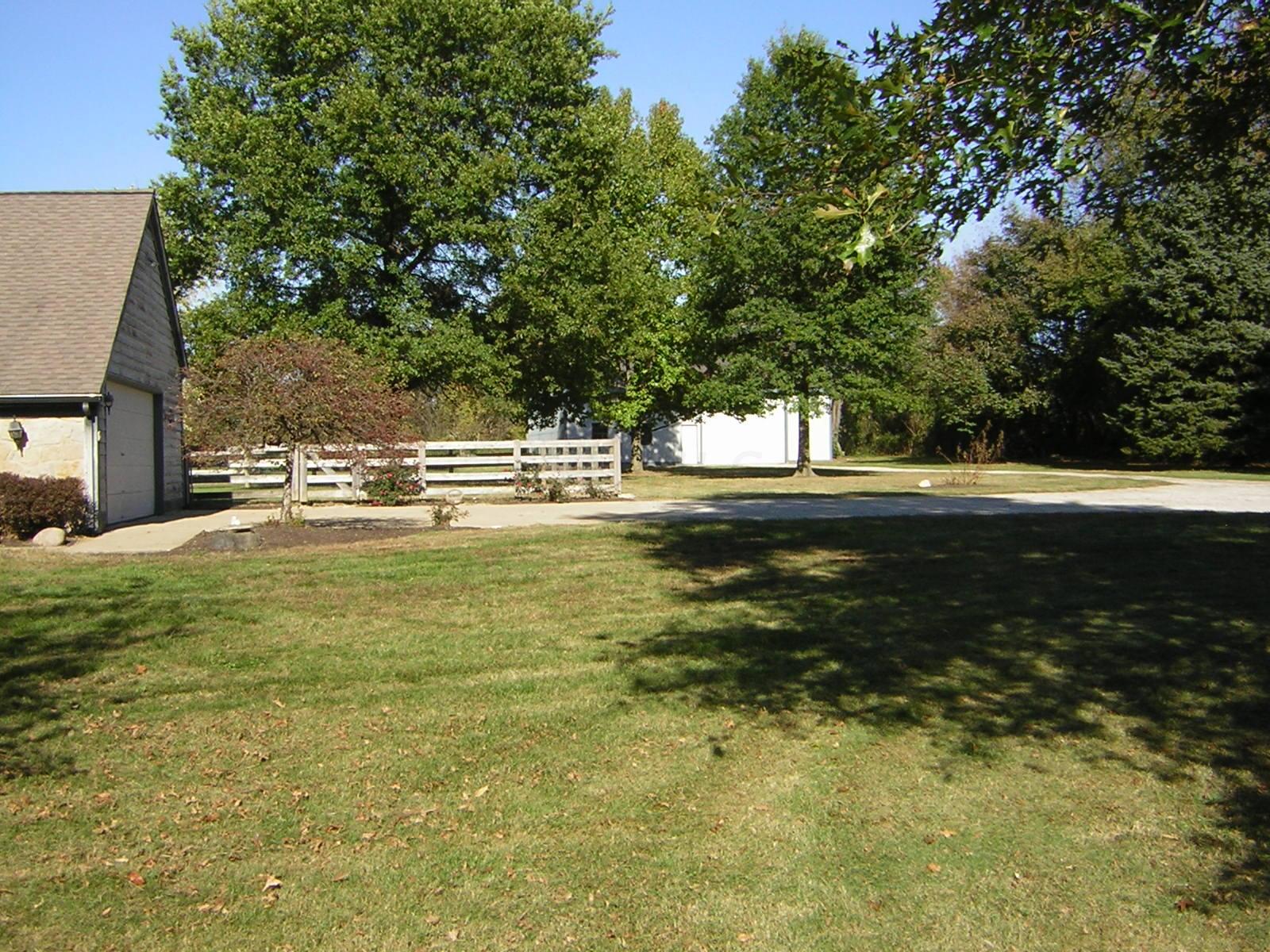 8072 Lithopolis Road Canal Winchester, OH 43110 - Photo 2 of 30 Gallery Image 2