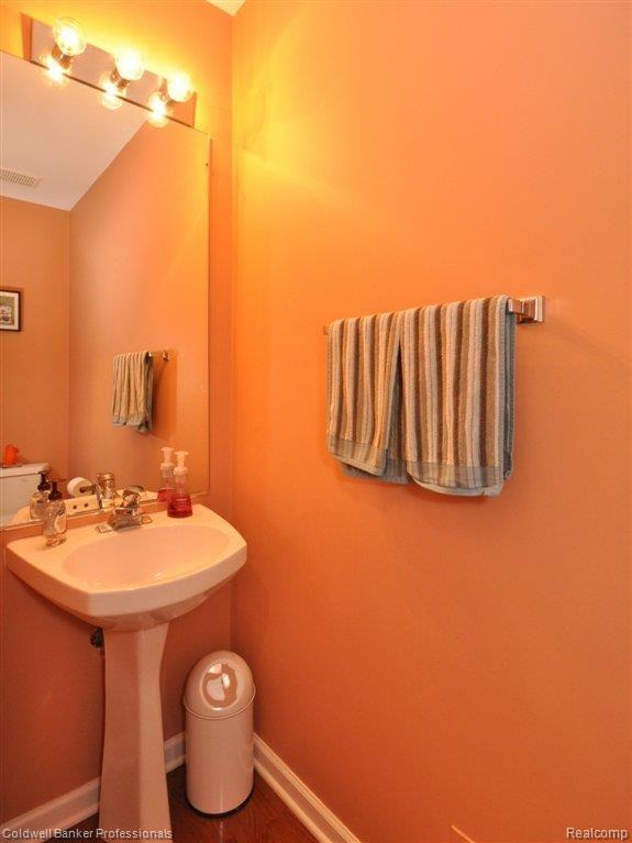 48625 Rockefeller Drive Canton, MI 48188 - Photo 9 of 23 Powder Room