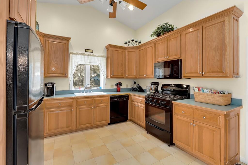 141 Lowell Road Pepperell, MA 01463 - Photo 8 of 25 Gallery Image 8