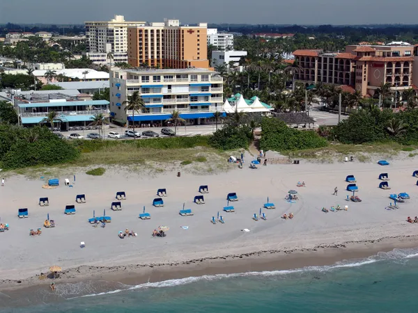 $1,825 | 1725 Palm Cove Boulevard, Unit 104, Delray Beach, FL 33445