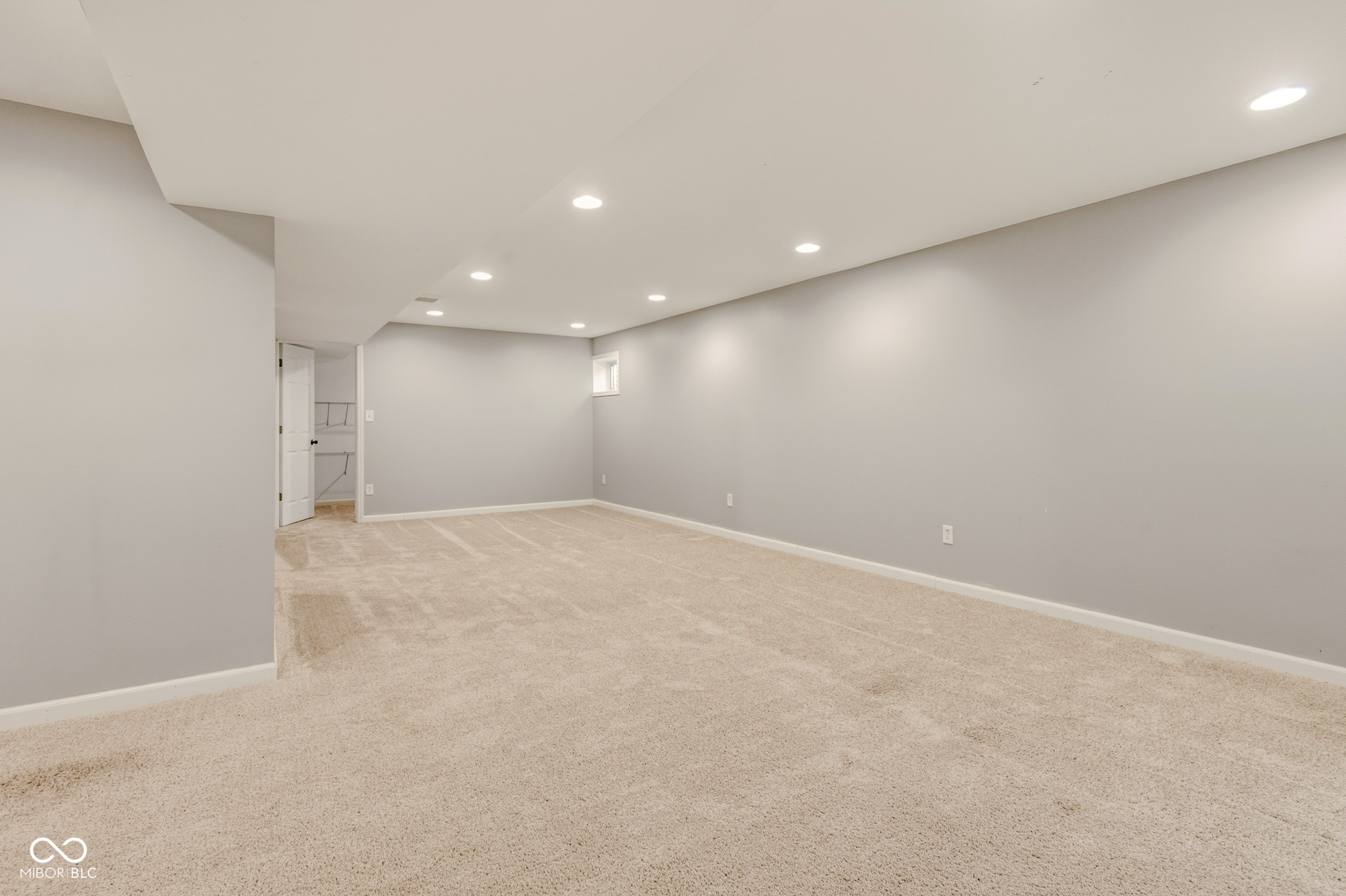 7048 Stoney Ridge Drive Columbus, IN 47201 - Photo 30 of 52 Gallery Image 30