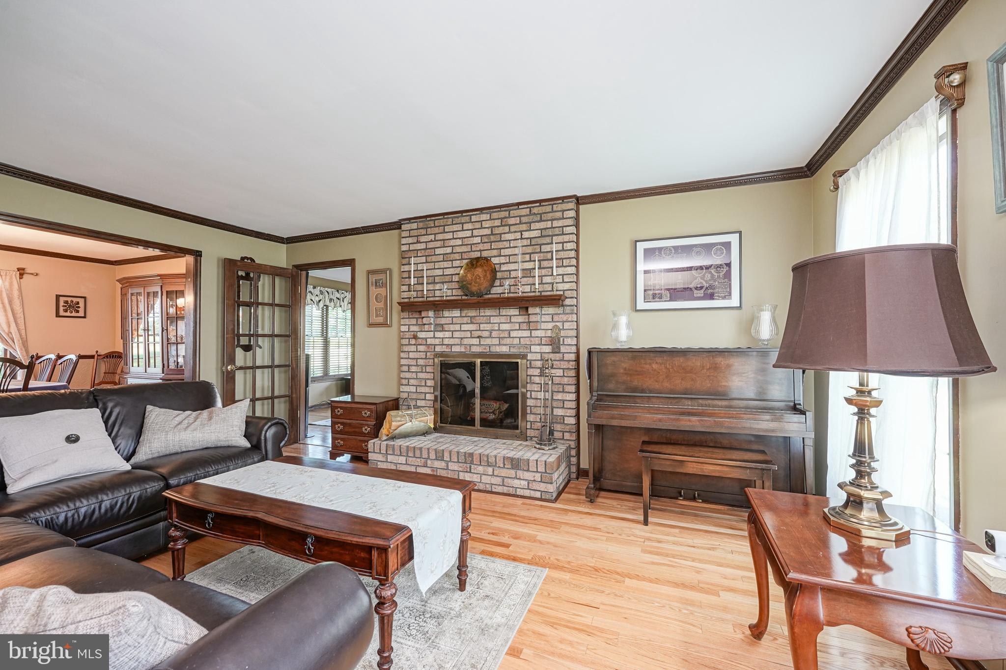 261 Jessups Mill Road Clarksboro, NJ 08020 - Photo 4 of 56 Living Room
