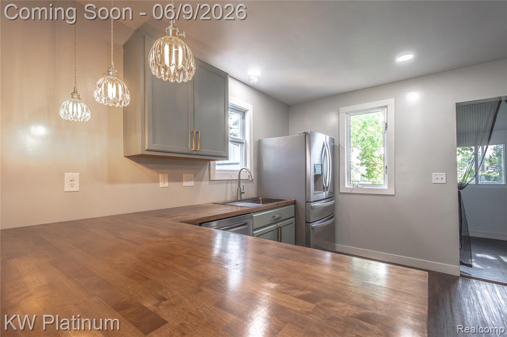 511 13th Street Port Huron, MI 48060 - Photo 8 of 23
