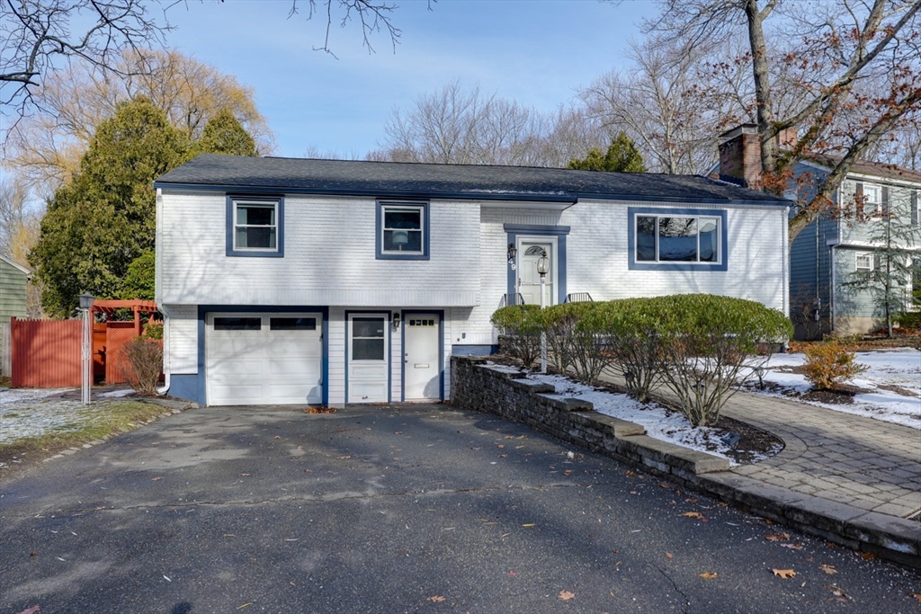 149 Boston Rock Road Melrose, MA 02176 - Photo 1 of 29 Gallery Image 1
