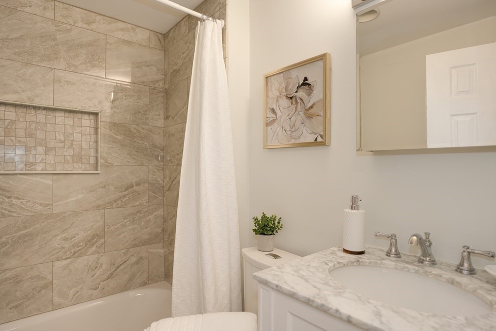 149 Boston Rock Road Melrose, MA 02176 - Photo 12 of 29 Gallery Image 12