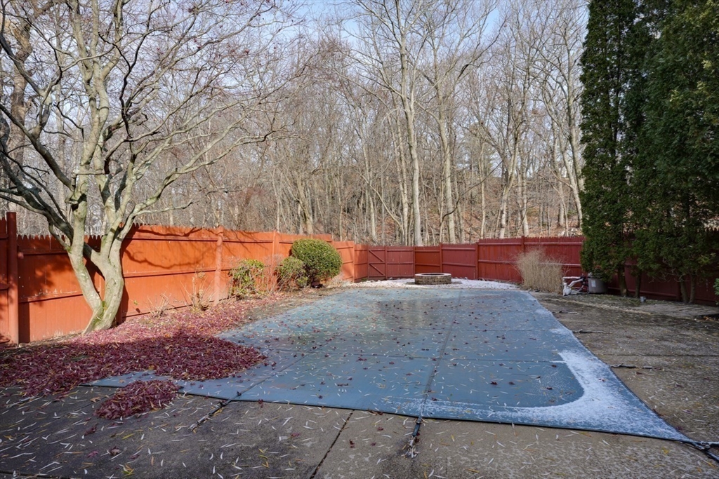 149 Boston Rock Road Melrose, MA 02176 - Photo 24 of 29 Gallery Image 24