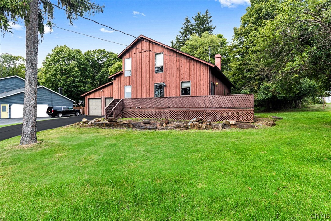 317 Higby Road, New Hartford, NY 13413 Compass