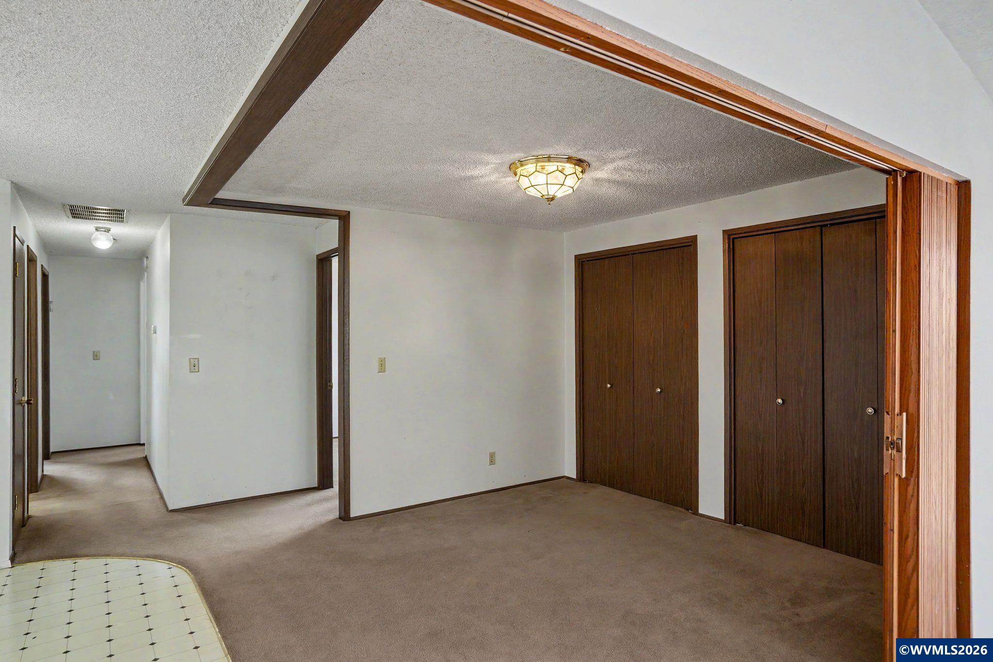 4755 Countess Court Northeast Salem, OR 97301 - Photo 18 of 34