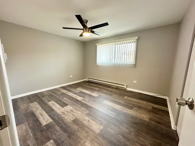 $1,650 | 6334 West 65th Street, Unit 3N, Chicago, IL 60638