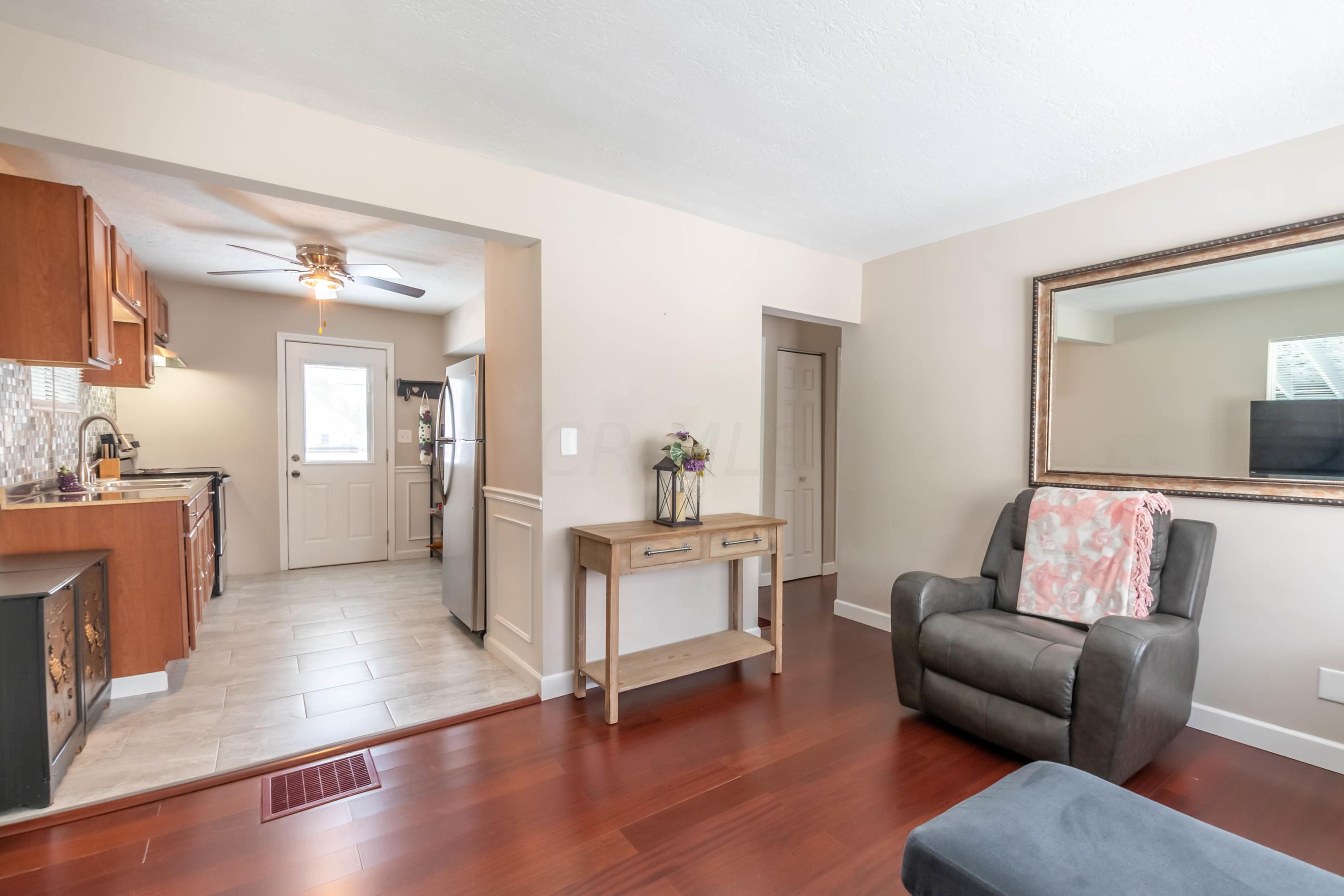 3085 Howey Road Columbus, OH 43224 - Photo 4 of 25