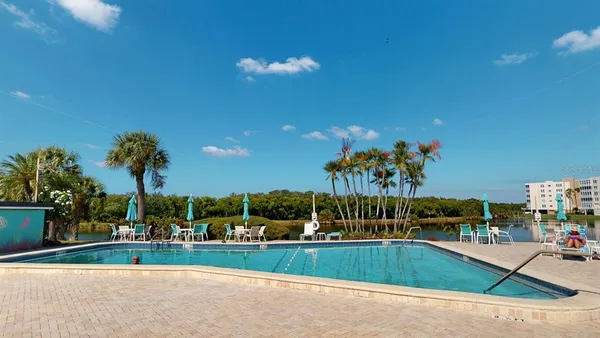 $90,000 | 9950 62nd Avenue North, Unit 315, St. Petersburg, FL 33708