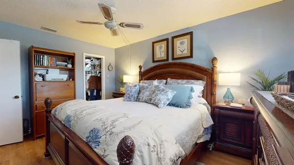 $90,000 | 9950 62nd Avenue North, Unit 315, St. Petersburg, FL 33708