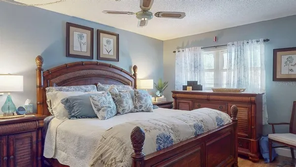 $90,000 | 9950 62nd Avenue North, Unit 315, St. Petersburg, FL 33708