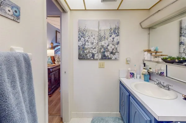 $90,000 | 9950 62nd Avenue North, Unit 315, St. Petersburg, FL 33708