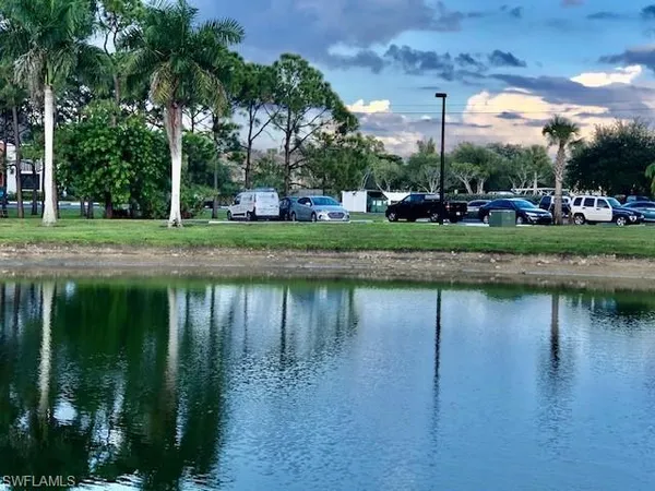 $1,890 | 169 Santa Clara Drive, Unit 11, Naples, FL 34104