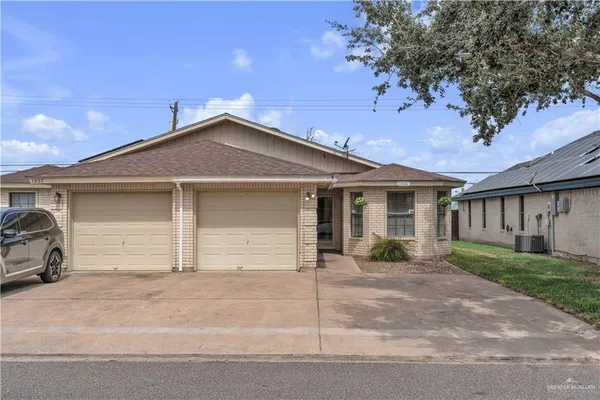 $1,250 | 1906 Lake View Drive, Mission, TX 78572