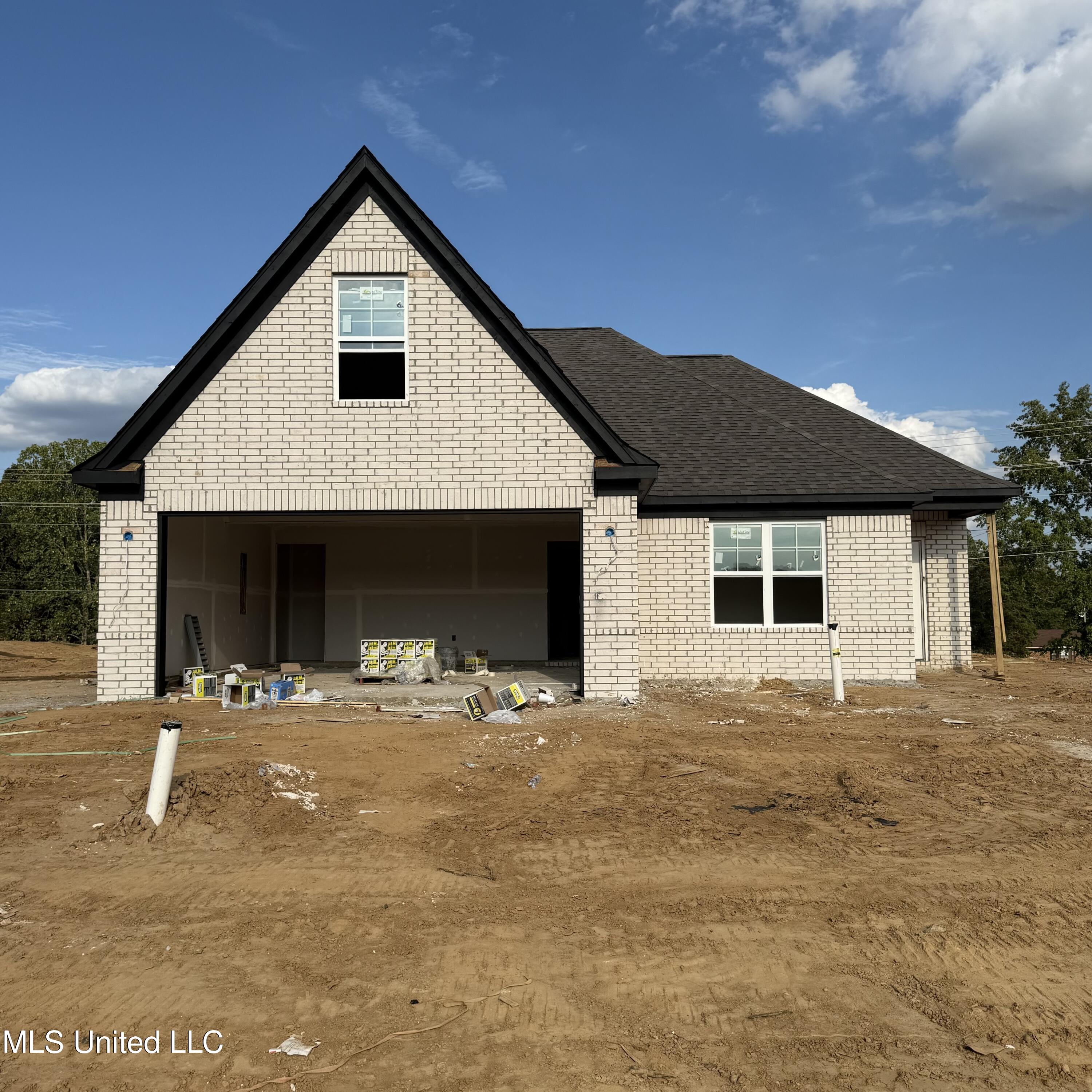 6500 John Hamilton Way East Olive Branch, MS 38654 - Photo 2 of 18 Paperbirch