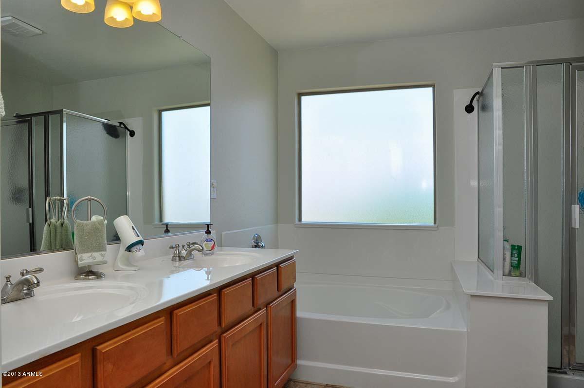 2561 West Granite Pass Road Phoenix, AZ 85085 - Photo 22 of 29 Master Bath2