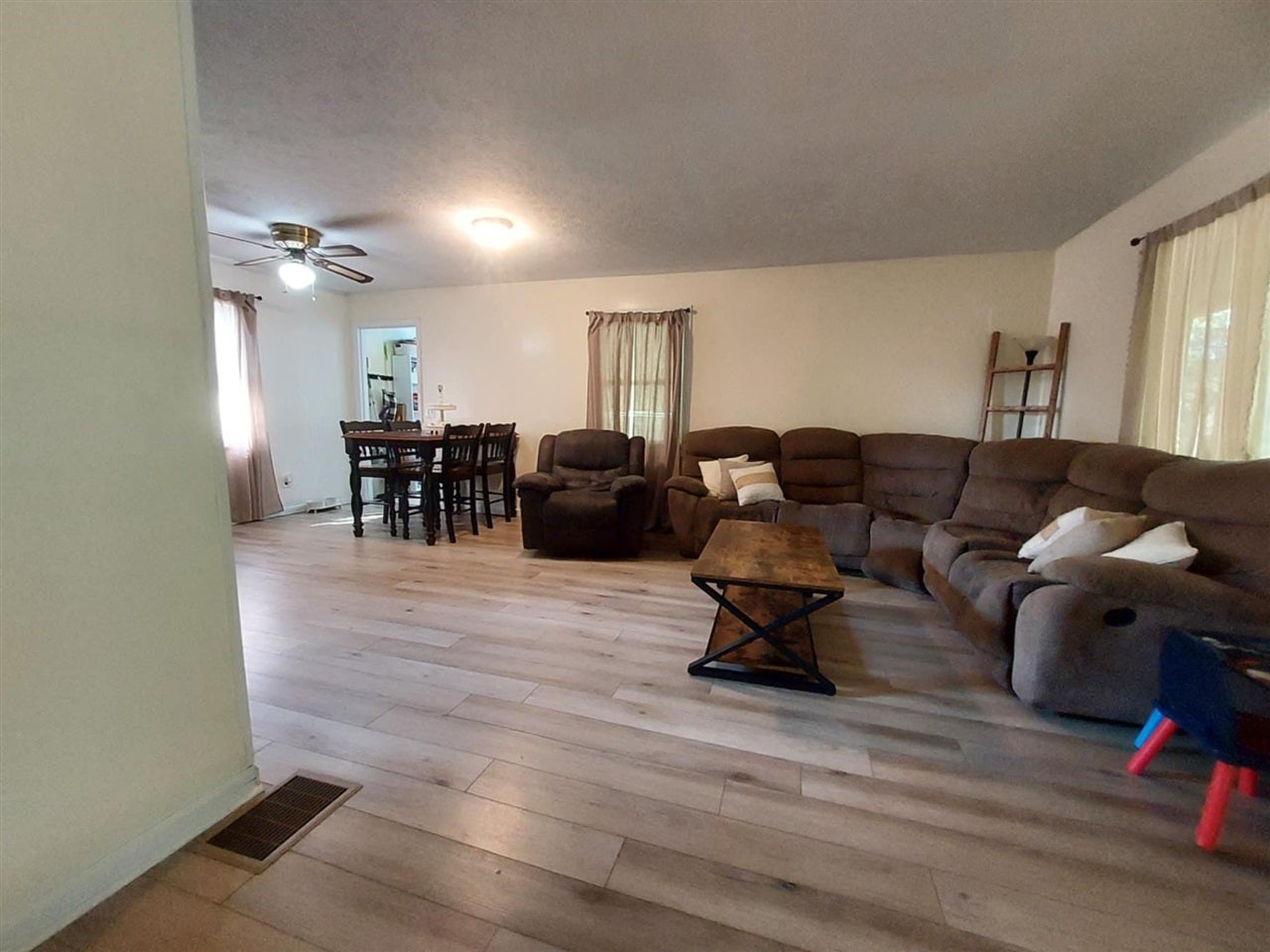 65 Lick Branch Road Glasgow, KY 42141 - Photo 10 of 27 Gallery Image 10