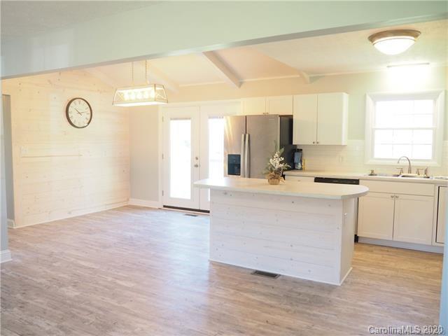 2106 South Post Road Shelby, NC 28152 - Photo 6 of 21