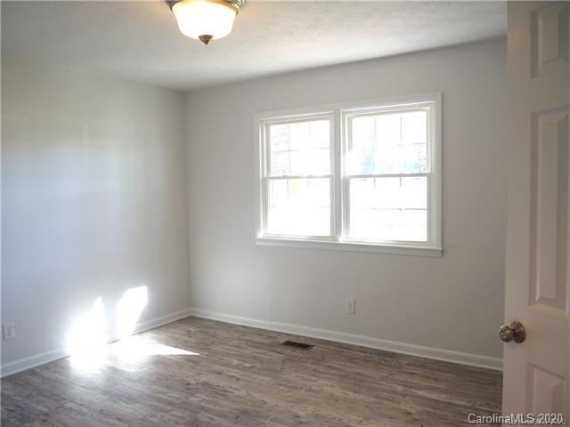 2106 South Post Road Shelby, NC 28152 - Photo 8 of 21