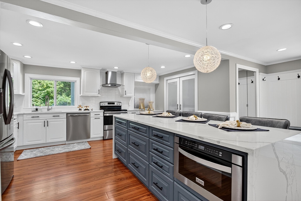 63 Outlook Road North Billerica, MA 01862 - Photo 9 of 31 Gallery Image 9