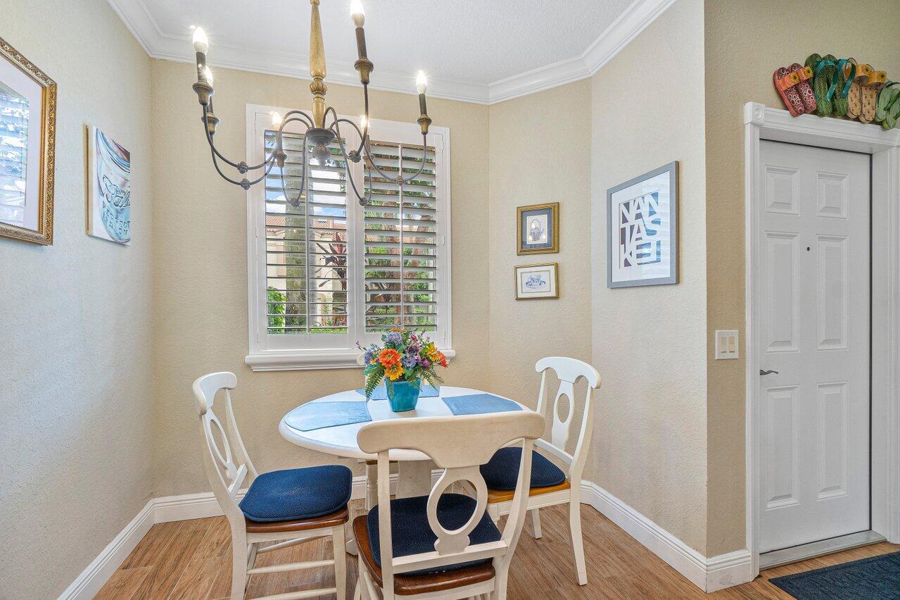 6682 Via Regina Boca Raton, FL 33433 - Photo 14 of 27 021-6682ViaRegina-BocaRaton-FL-33433-SMA