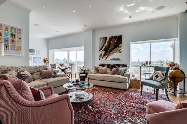 $2,895 | 4242 Lomo Alto Drive, Unit N96, Highland Park, TX 75219