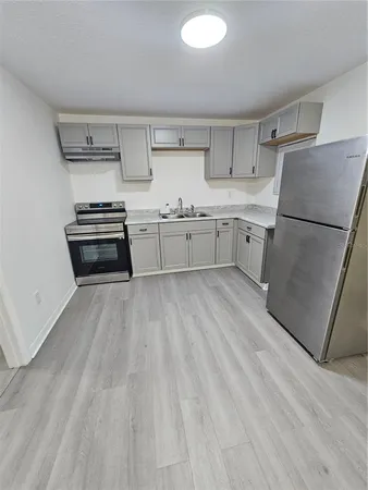 $1,500 | 6341 Dewey Robbins Road, Howey-in-the-Hills, FL 34737