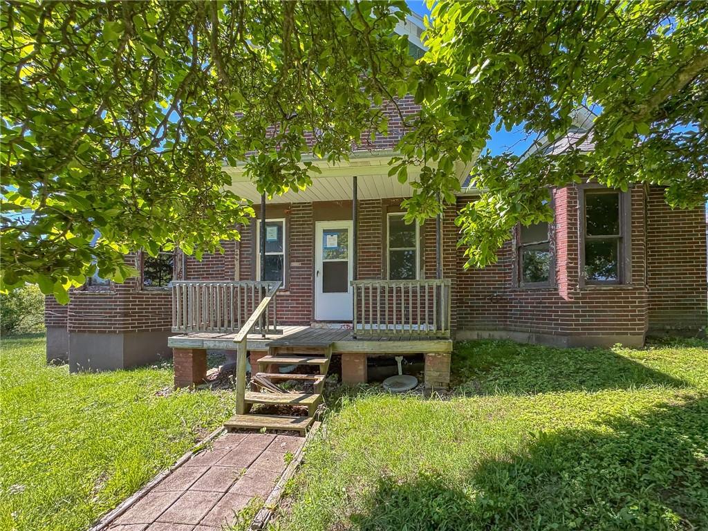 605 Maple Street Merrittstown, PA 15463 - Photo 6 of 21