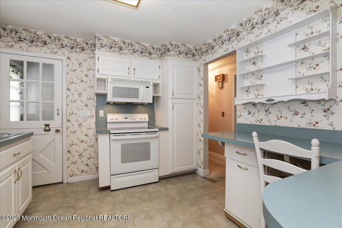 218 Lester Road Toms River, NJ 08753 - Photo 26 of 63 27-218LesterRd0027