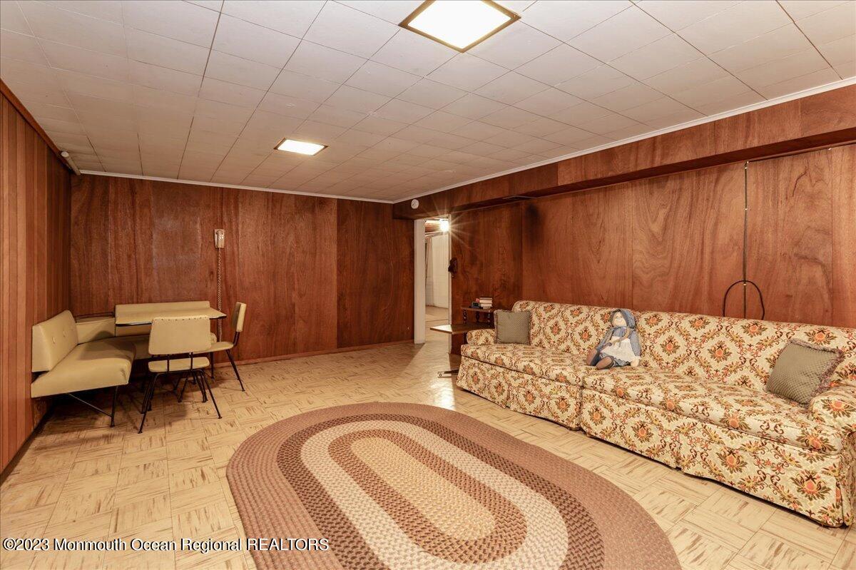 218 Lester Road Toms River, NJ 08753 - Photo 45 of 63 46-218LesterRd0046