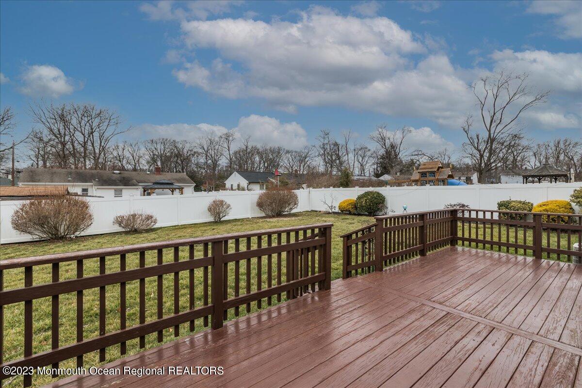 218 Lester Road Toms River, NJ 08753 - Photo 60 of 63 61-218LesterRd0061