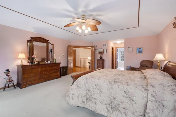 $699,000 | 565 Prescott Lane, Gurnee, IL 60031