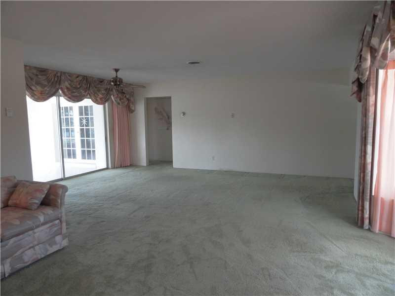 1087 Southwest 11th Street Boca Raton, FL 33486 - Photo 5 of 15 Dining Room