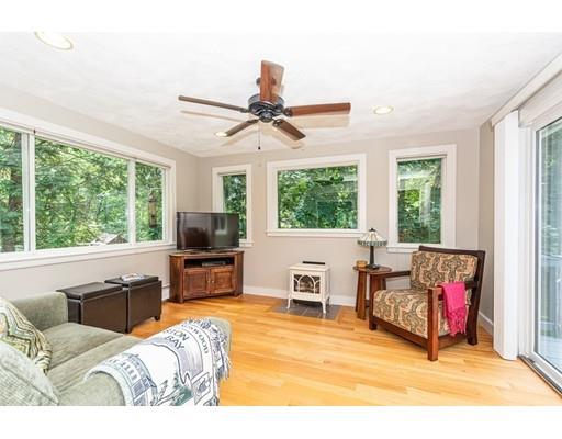 62 Martin Road Reading, MA 01867 - Photo 11 of 41 Gallery Image 11