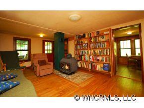 99 Riddle Branch Road Burnsville, NC 28714 - Photo 4 of 12 Gallery Image 4