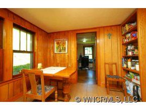 99 Riddle Branch Road Burnsville, NC 28714 - Photo 6 of 12 Gallery Image 6