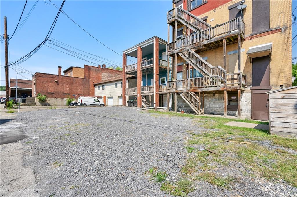 751 Chartiers Avenue McKees Rocks, PA 15136 - Photo 10 of 12