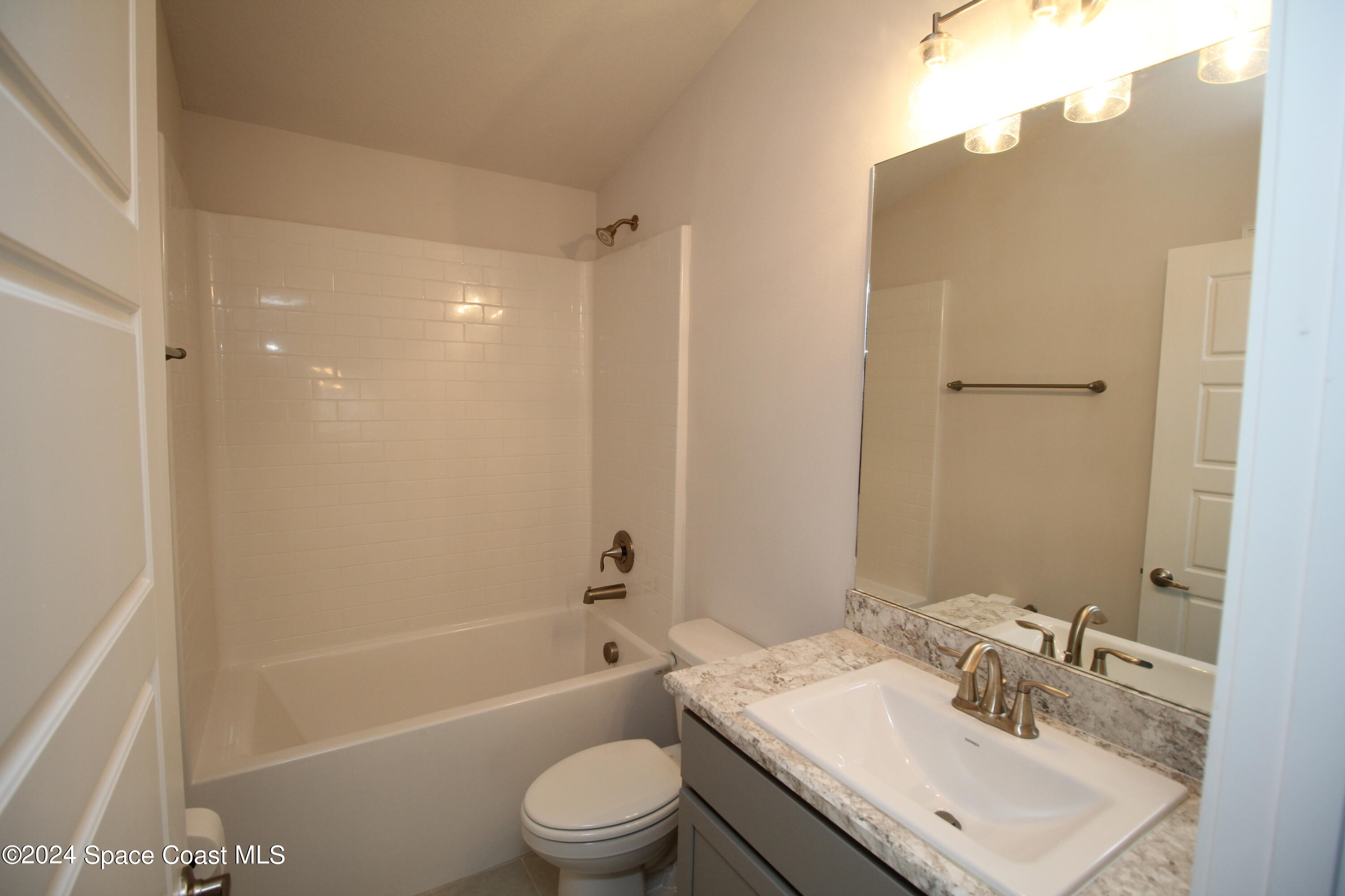 2513 Pinwherry Street Palm Bay, FL 32907 - Photo 14 of 22 IMG_2588