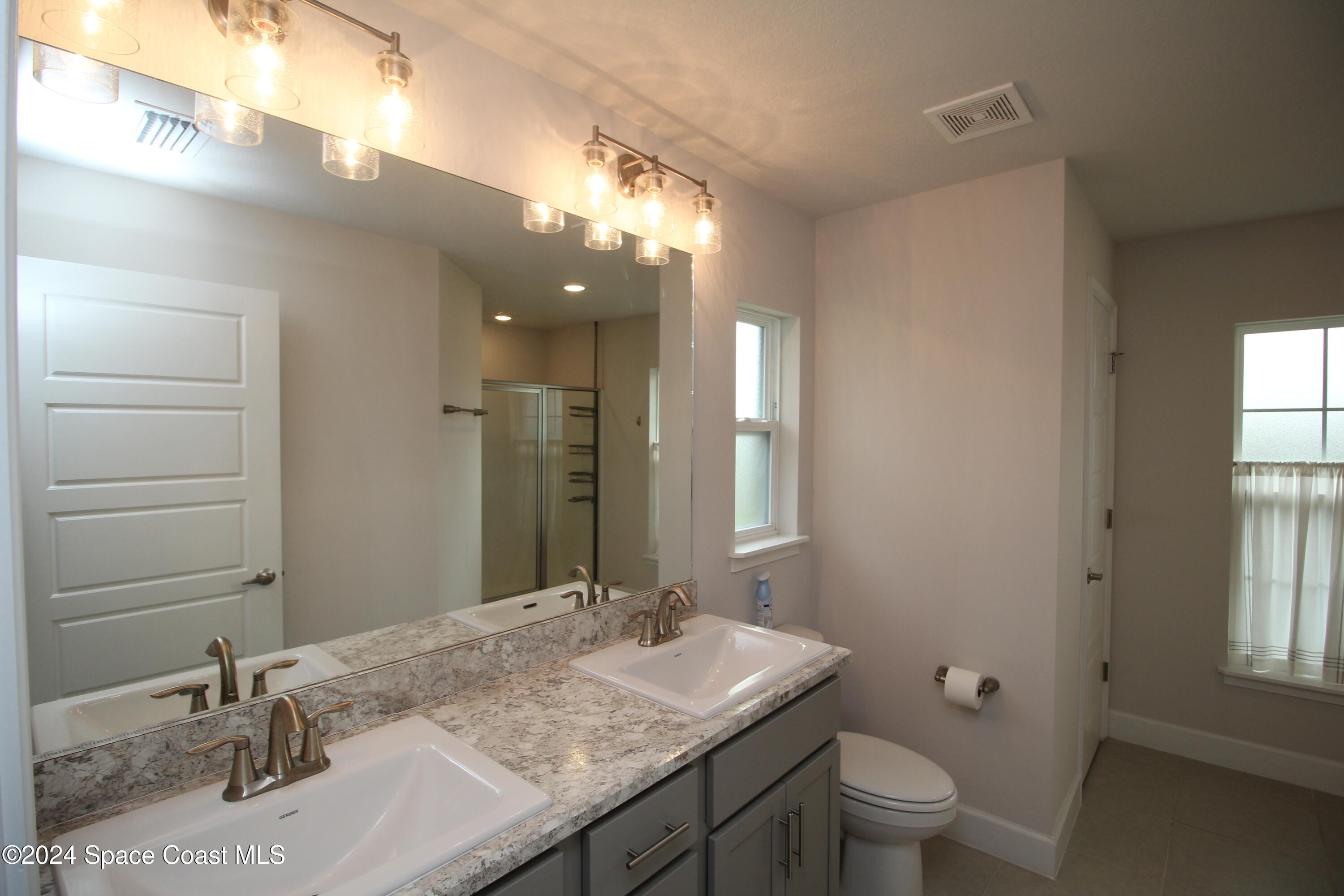 2513 Pinwherry Street Palm Bay, FL 32907 - Photo 9 of 22 IMG_2583