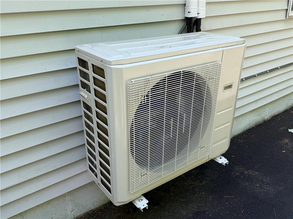 60 Sassafras Road Lehighton, PA 18235 - Photo 35 of 36 Essential climate control provided by this efficient exterior heat pump unit.