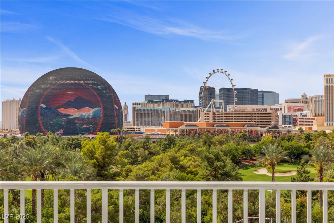 360 East Desert Inn Road, Unit 605 Las Vegas, NV 89109 - Photo 36 of 43 Skyline view