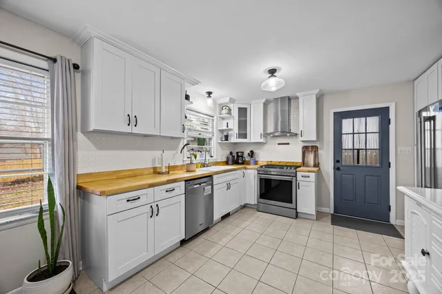 $450,000 | 196 Weston Road, Arden, NC 28704