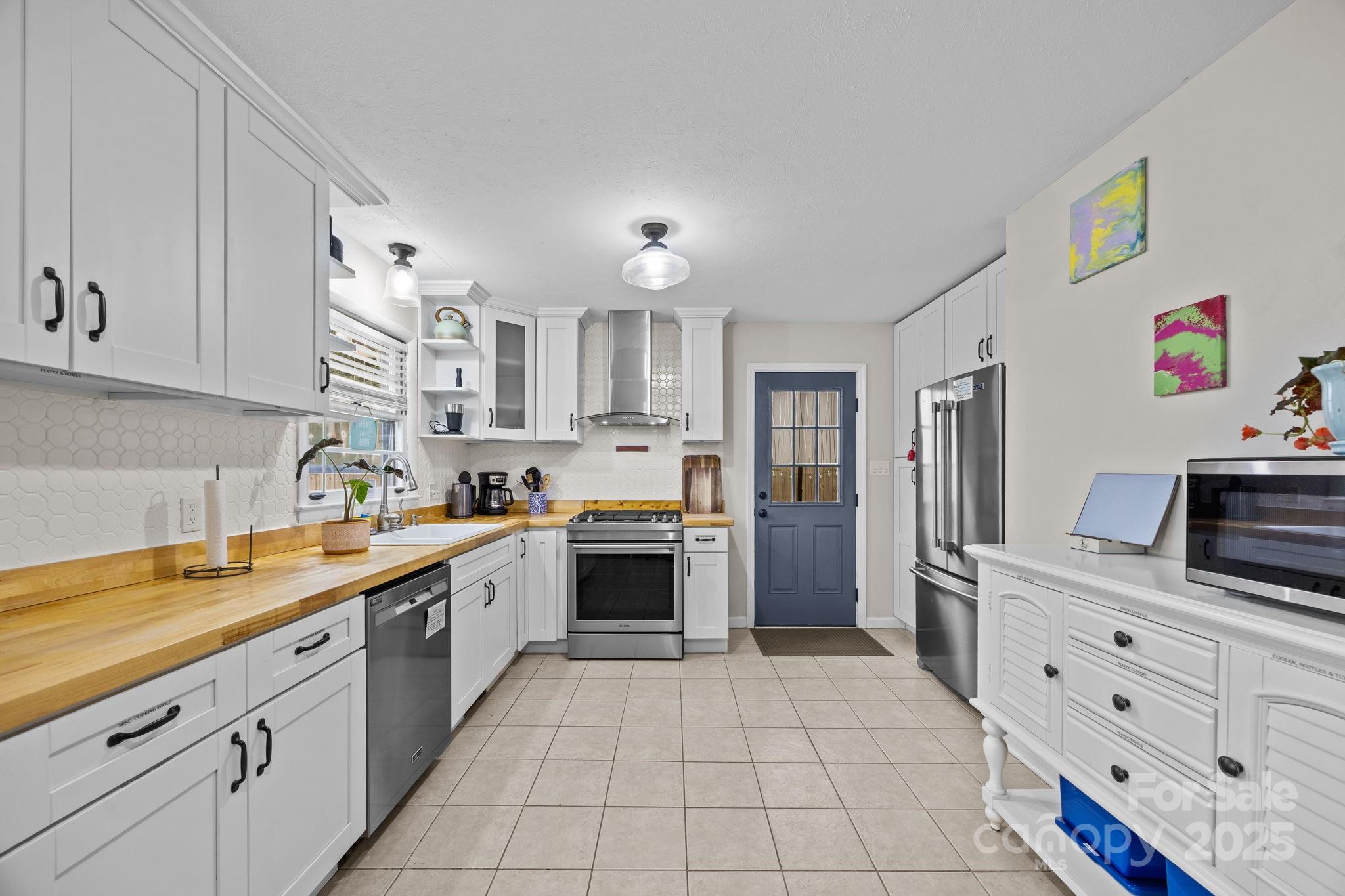 196 Weston Road Arden, NC 28704 - Photo 19 of 37