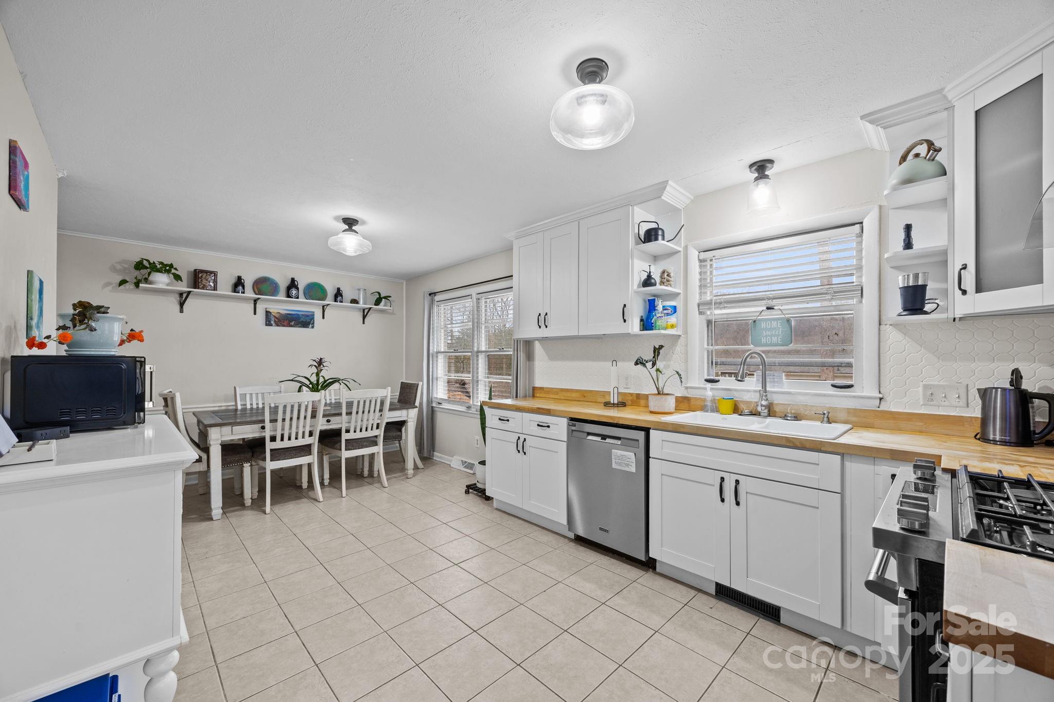 196 Weston Road Arden, NC 28704 - Photo 20 of 37